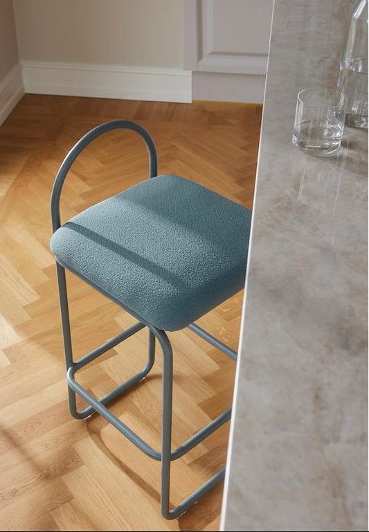 ANGUI half-bar chair