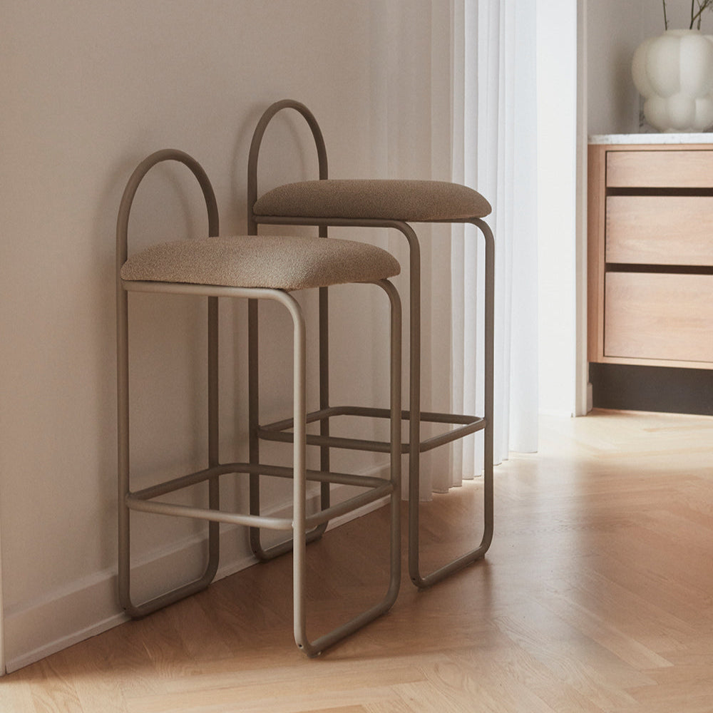 ANGUI half-bar chair