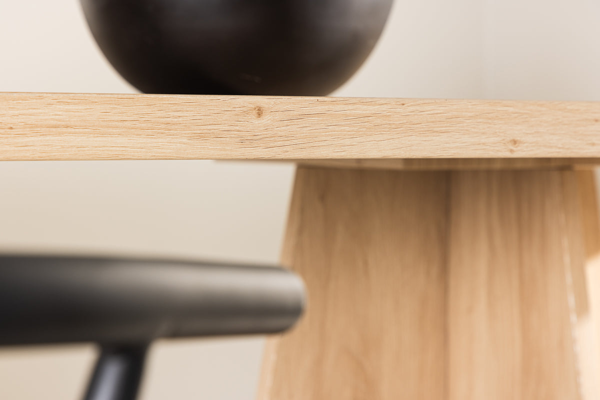 Dining table BOOTCUT