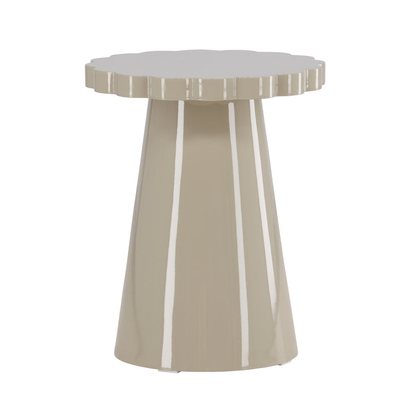 kavos. soninis staliukas